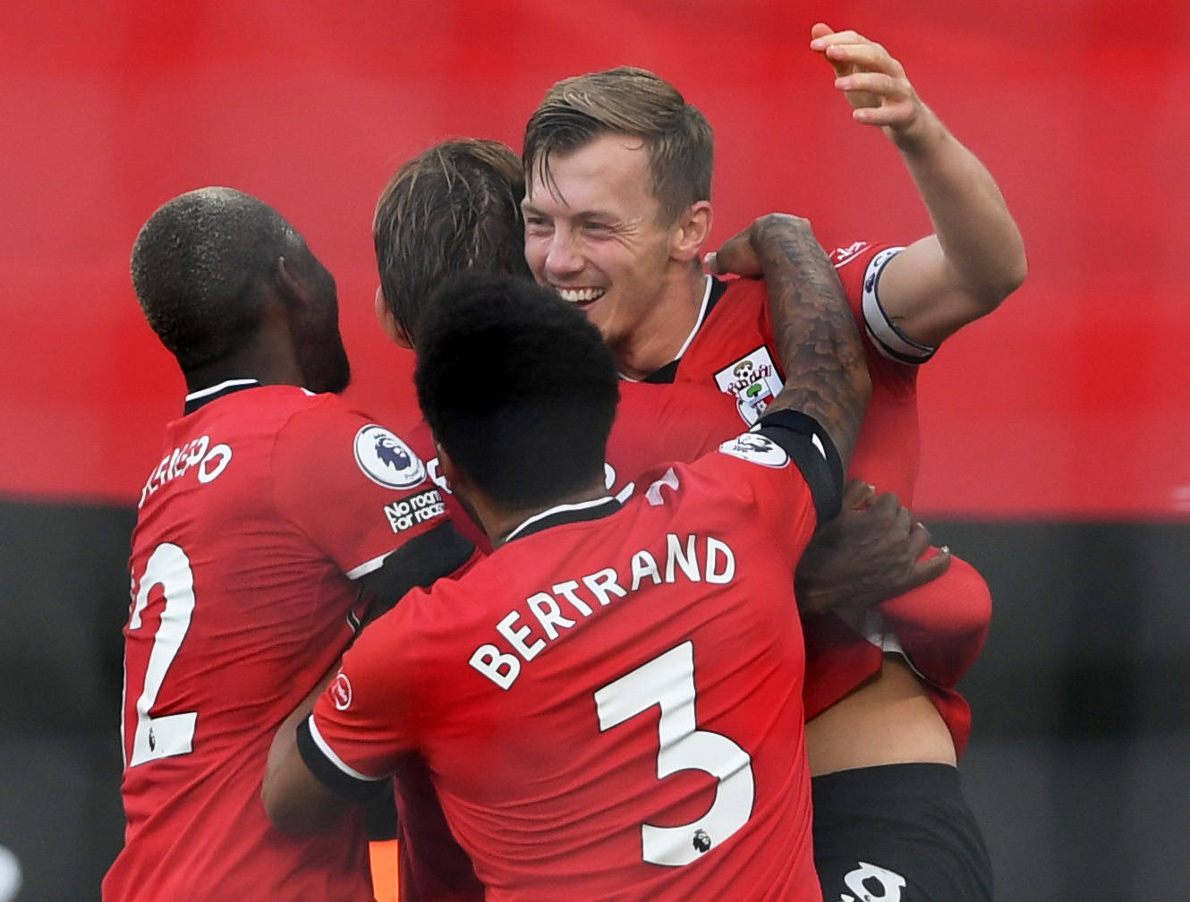 为他在关键 为他在关键