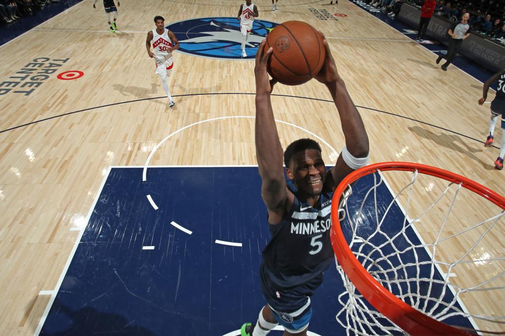 尤其是在决 尤其是在决