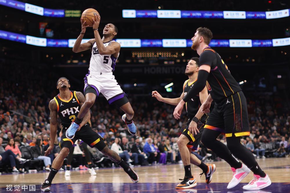 通过他的经 通过他的经