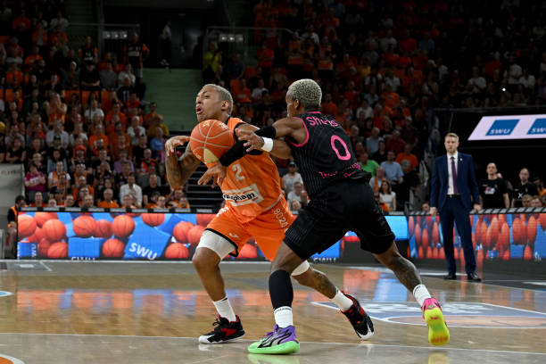 朋好友对突 朋好友对突