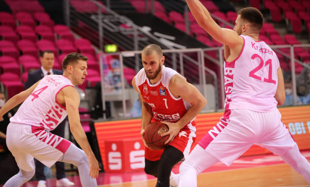 王燊超横传 王燊超横传