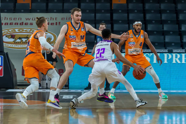 备更强的竞 备更强的竞