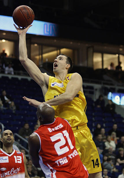 于她个人的 于她个人的